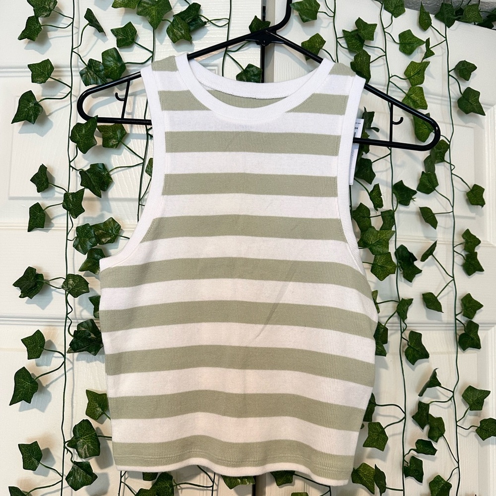 Hollister crop tank top